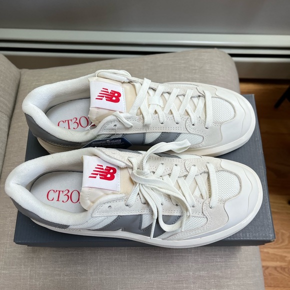 NWT New Balance CT302 Unisex Sneaker - Picture 3 of 7